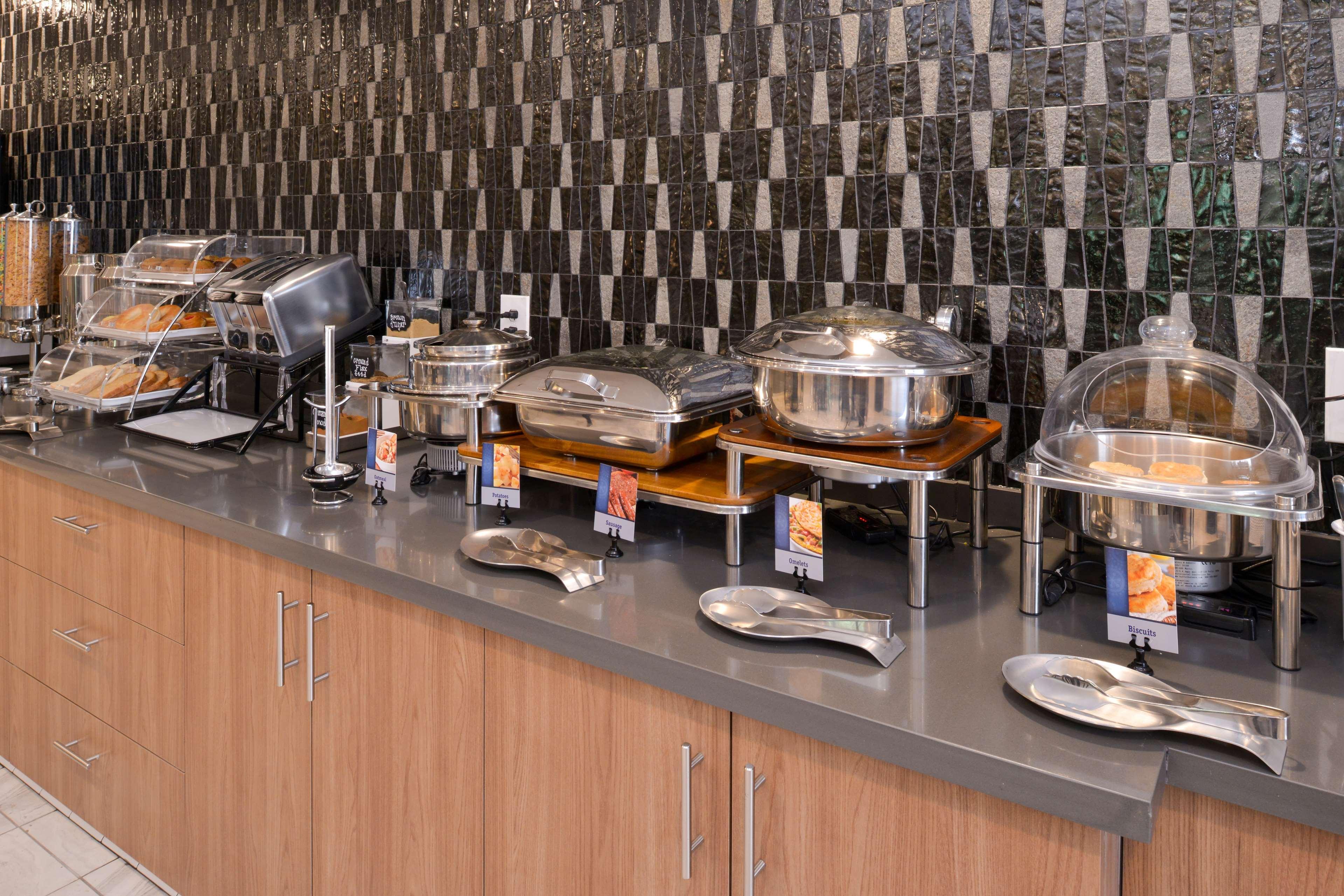 Best Western Plus Coalinga Inn Ngoại thất bức ảnh
